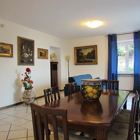 Casa De Angelis